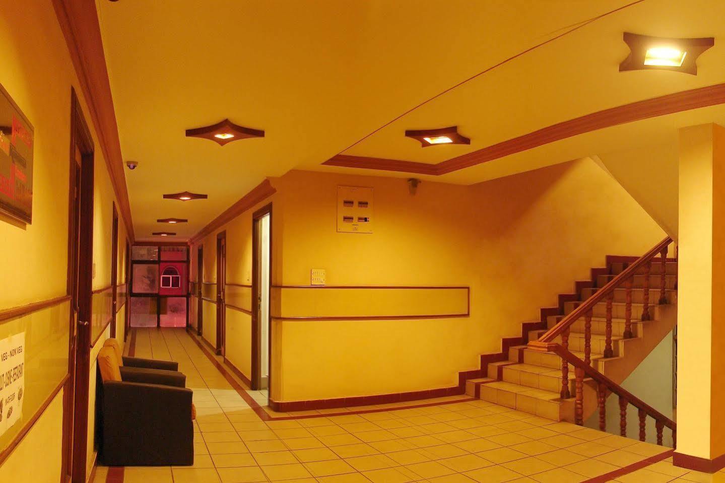Fabhotel Kinnera Comforts Railway Station Visakhapatnam Buitenkant foto